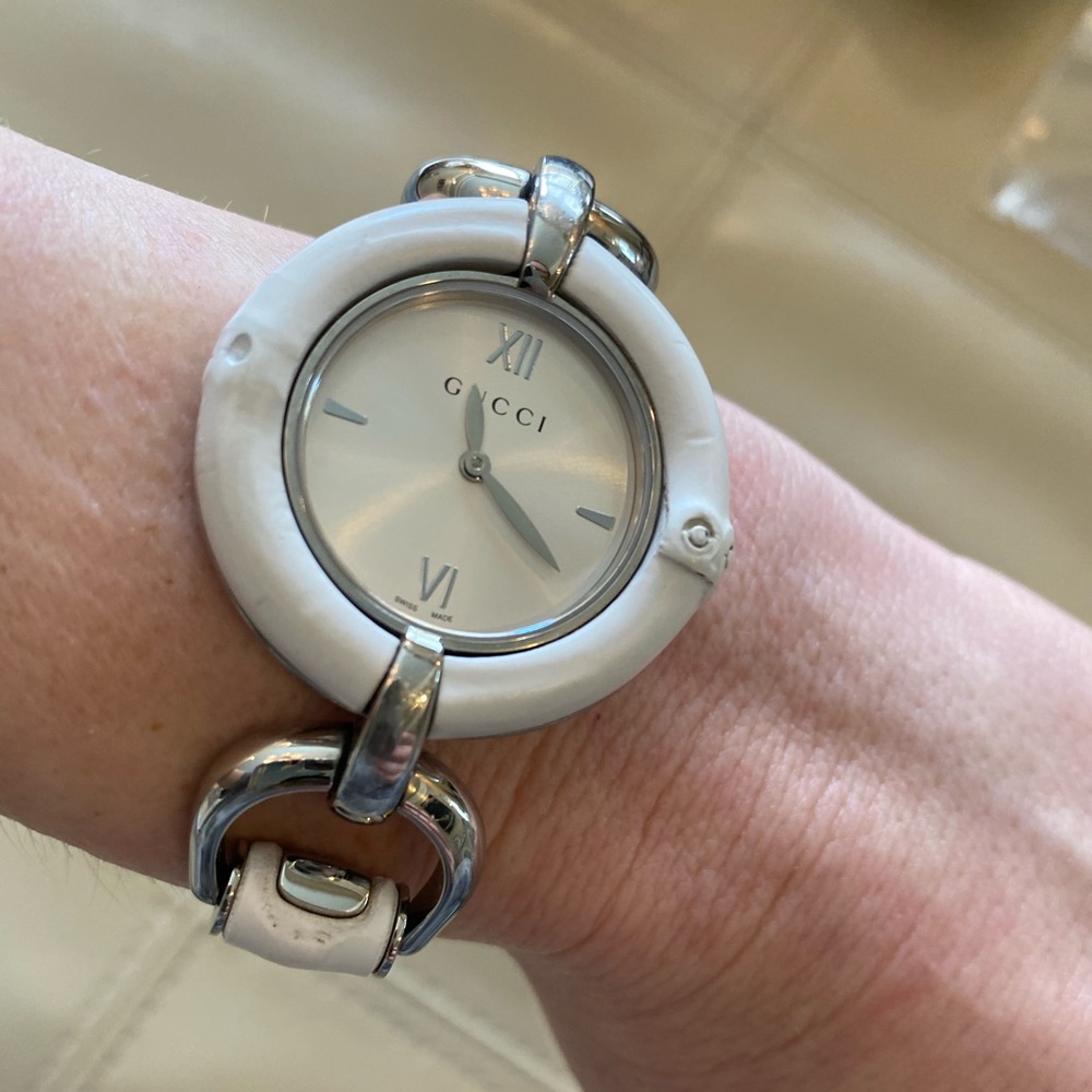 Gucci white bamboo silver hardware watch